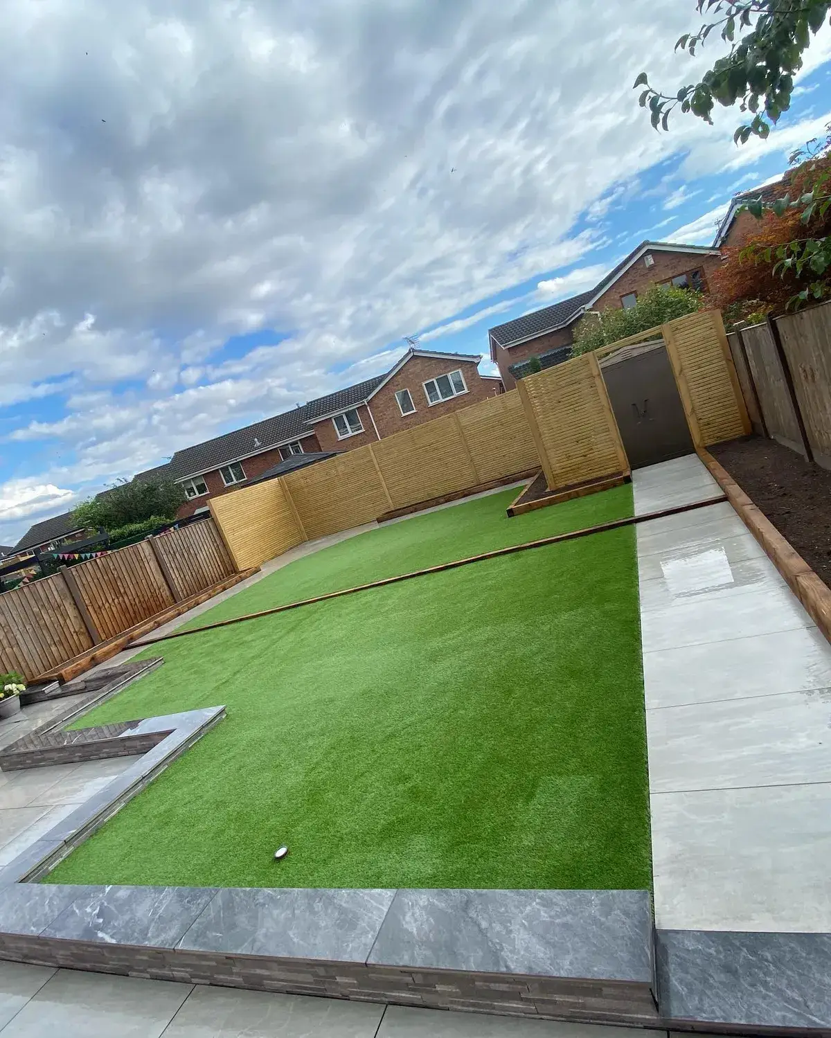 Garden design in Hindley