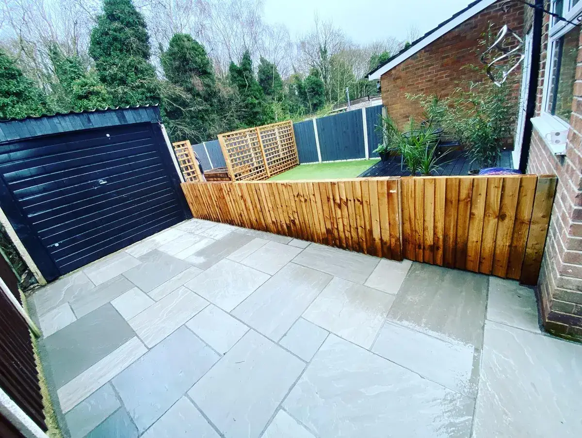 Decking and planting in Leigh